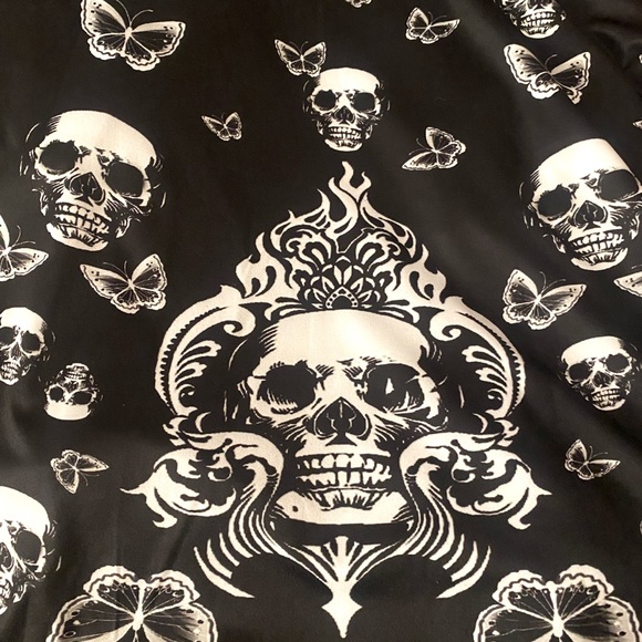 Rockabilly Pinup Girl Punk Goth Emo Dress Skulls Black & White Vintage Retro NEW - Picture 2 of 5